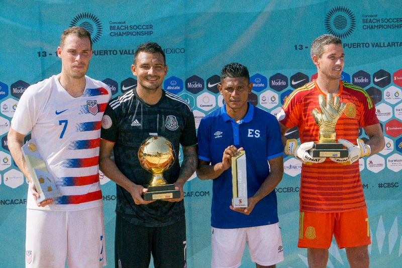 Individual award ceremony of the Concacaf Beach Soccer Championship