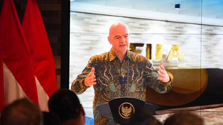 JAKARTA, INDONESIA - NOVEMBER 10: FIFA President Gianni Infantino during a visit to the opening of the FIFA Office on November 10, 2023 in Jakarta, Indonesia. (Photo courtesy of PSSI)