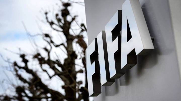 This photo taken on October 8, 2015 in Zurich shows the entrance sign for the FIFA world headquarters. AFP PHOTO / FABRICE COFFRINI (Photo by Fabrice COFFRINI / AFP) (Photo by FABRICE COFFRINI/AFP via Getty Images)