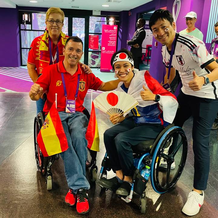 DOHA, QATAR - DECEMBER 01: Spain fan José Ramos Castillo from Barcelona and Japan fan Mochida Haruki from Tokyo at the FIFA World Cup Qatar 2022 Group E match between Japan and Spain at Khalifa International Stadium on December 01, 2022 in Doha, Qatar. (Photo by FIFA)