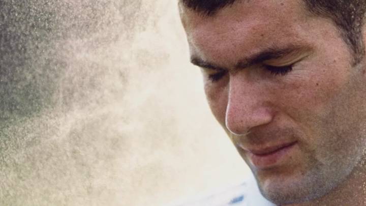 Zinedine Zidane of France and Juventus Football Club  poses for a portrait for sports clothing & accessories company Adidas a on 21 September 1999 at the Juventus Stadium inTurin, Italy.  (Photo by Clive Brunskill/Getty Images).