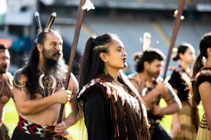  Ngāti Whātua Ōrākei welcome a skydiver into Eden Park in Auckland.