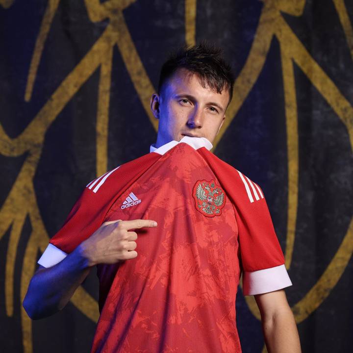 MOSCOW, RUSSIA - JUNE 08: Aleksandr Golovin of Russia poses during the official UEFA Euro 2020 media access day at The Novogorsk Training Center on June 08, 2021 in Moscow, Russia. (Photo by Joosep Martinson - UEFA/UEFA via Getty Images)