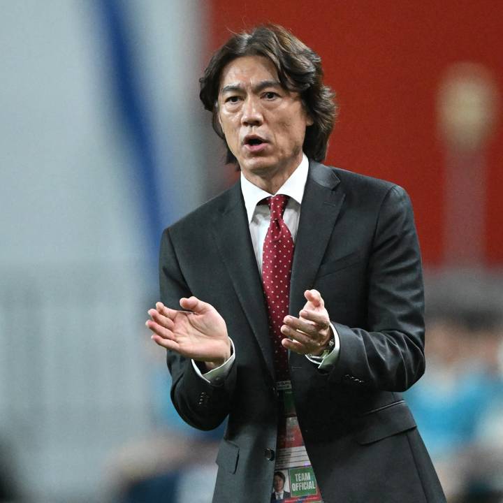 South Korea's head coach Hong Myung-bo reacts during the FIFA World Cup 2026 Asia zone qualifiers football match between South Korea and Palestine in Seoul on September 5, 2024. (Photo by Jung Yeon-je / AFP) (Photo by JUNG YEON-JE/AFP via Getty Images)