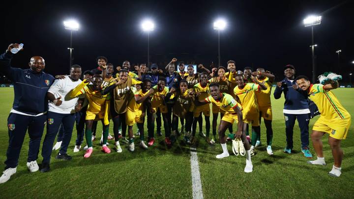 JEDDAH, SAUDI ARABIA - MARCH 25: Players of Guinea pose for a team photograph after the team's victory during the FIFA Series 2024 Saudi Arabia match between Guinea and Bermuda at King Abdullah Sports City on March 25, 2024 in Jeddah, Saudi Arabia. (Photo by Yasser Bakhsh - FIFA/FIFA via Getty Images)