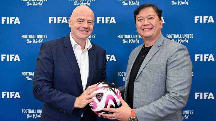 JEDDAH, SAUDI ARABIA - DECEMBER 19: FIFA President Gianni Infantino and Philippine Football Federation President John Anthony Gutierrez (R) pose with an official match ball during a meeting on December 19, 2023 in Jeddah, Saudi Arabia. (Photo by Harold Cunningham/FIFA)