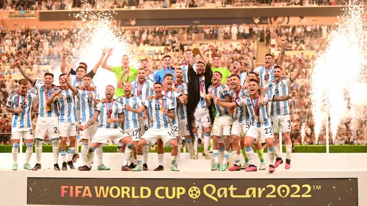 LUSAIL CITY, QATAR - DECEMBER 18: Lionel Messi of Argentina lifts the FIFA World Cup Qatar 2022 Winner's Trophy during the FIFA World Cup Qatar 2022 Final match between Argentina and France at Lusail Stadium on December 18, 2022 in Lusail City, Qatar. (Photo by Dan Mullan/Getty Images)