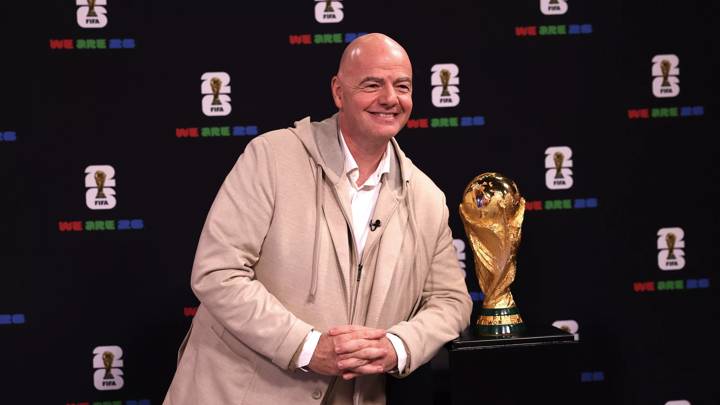 MIAMI, FLORIDA - FEBRUARY 4: FIFA President Gianni Infantino poses with the FIFA World Cup Winner's Trophy at FIFA World Cup 2026 Match Schedule announcement on February 4, 2024 in Miami, Florida.  (Photo by Brennan Asplen - FIFA/Getty Images)