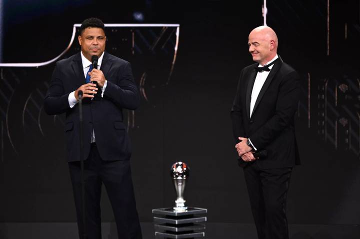 Ronaldo addresses the audience during The Best FIFA Football Awards 2022