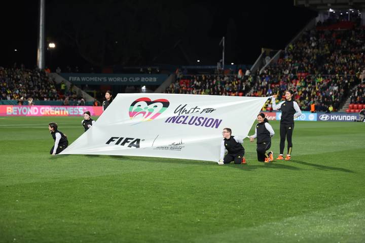 ADELAIDE, AUSTRALIA - JULY 24: FIFA Youth Programme - Dalian Wanda Flag Bearers during the FIFA Women's World Cup Australia & New Zealand 2023 Group F match between Brazil and Panama at Hindmarsh Stadium on July 24, 2023 in Adelaide / Tarntanya, Australia. (Photo by Brendon Thorne - FIFA/FIFA via Getty Images)