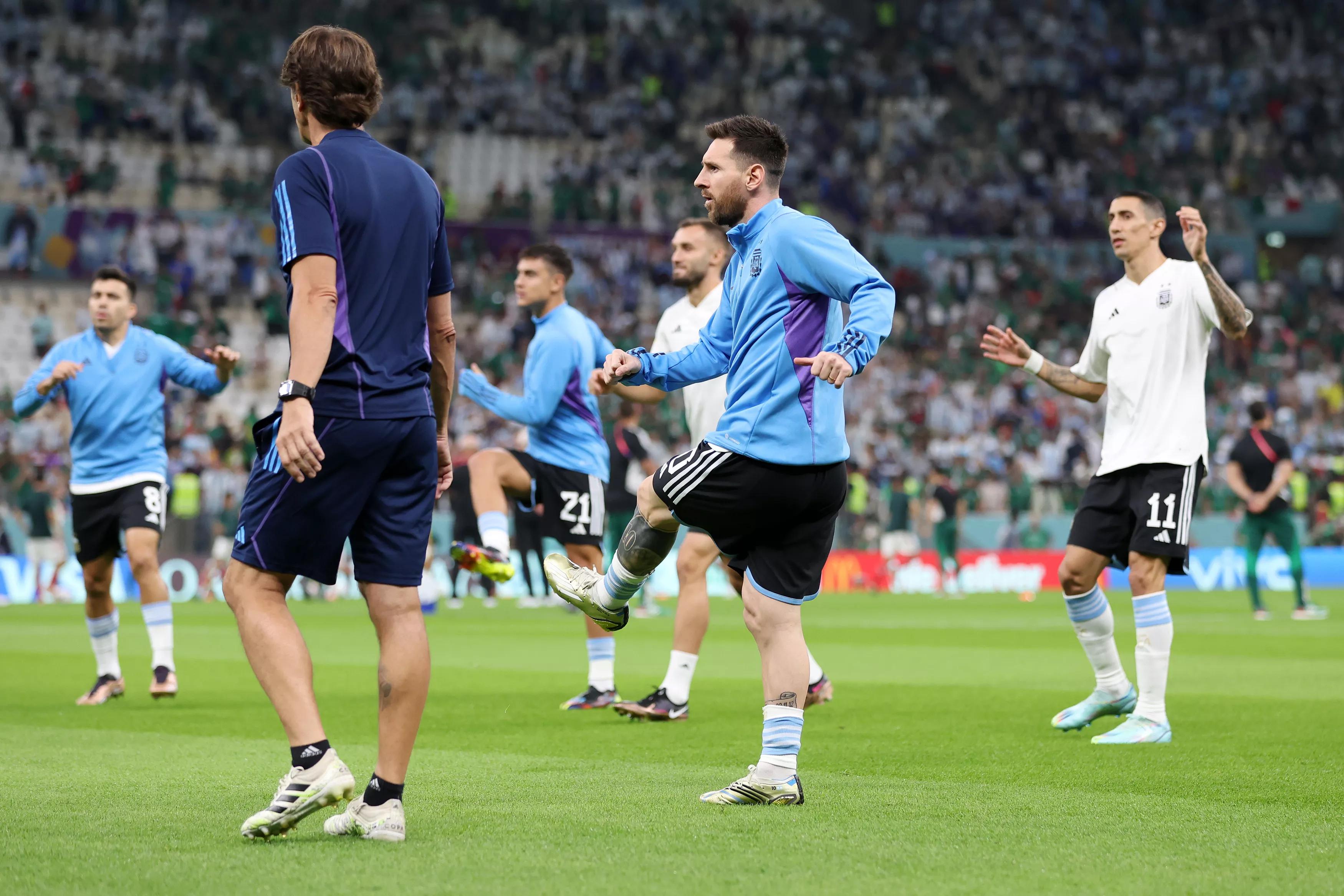 Messi warms up for crunch Mexico clash