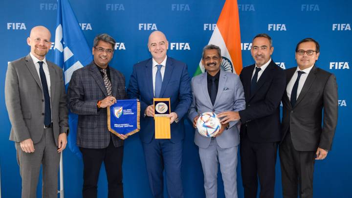 DOHA, QATAR - SEPTEMBER 09: FIFA President Gianni Infantino (C) and All India Football Federation President Kalyan Chaubey (C-L) meeting on September 9, 2022 in Doha, Qatar. (Photo by Serhat Akin/FIFA)