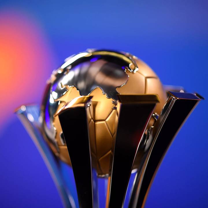 ZURICH, SWITZERLAND - NOVEMBER 29: General view of the FIFA Club World Cup trophy prior to the FIFA Club World Cup UAE 2021 draw in Zurich, Switzerland on November 29, 2021 in Zurich, Switzerland. (Photo by Alexander Scheuber - FIFA/FIFA via Getty Images)