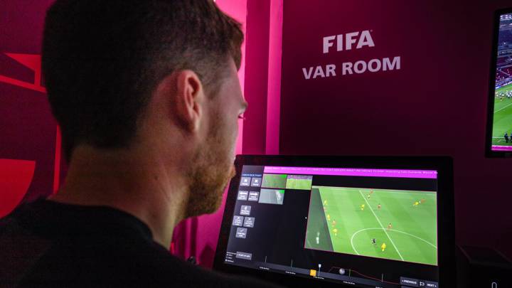 Semi-automated offside technology to be used at FIFA World Cup 2022™