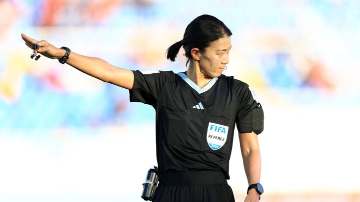 SANTO DOMINGO, DOMINICAN REPUBLIC - OCTOBER 16: Referee Asaka Koizumi gestures during the FIFA U-17 Women's World Cup Dominican Republic 2024 Group B match between Spain and USA at Felix Sanchez Stadium on October 16, 2024 in Santo Domingo, Dominican Republic. (Photo by Buda Mendes - FIFA/FIFA via Getty Images)