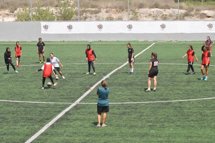 Super Girls FC training