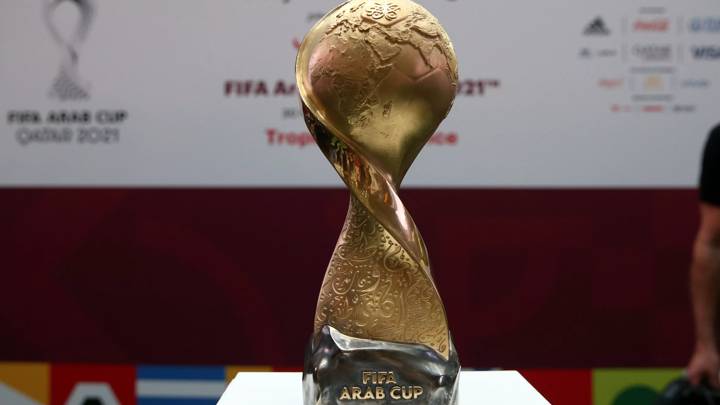 DOHA, QATAR - NOVEMBER 22:  FIFA Arab Cup Trophy is display during FIFA Arab Cup Trophy Experience - Day 1  on November 22, 2021 in Hamad International Airport, Doha, Qatar. (Photo by Mohamed Farag - FIFA/FIFA via Getty Images)