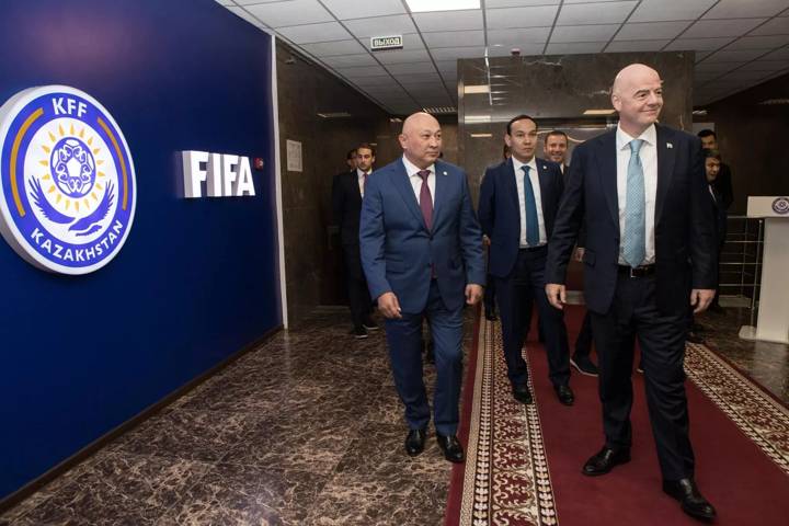 FIFA President Gianni Infantino (R) with Football Federation of Kazakhstan (KFF) President Adilet Barmenkulov (L) and Football Federation of Kazakhstan (KFF) General Secretary Olzhas Abrayev (C) 