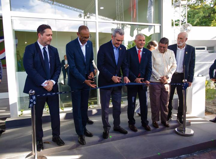 Inauguration of the renovated offices of FEDOFUTBOL