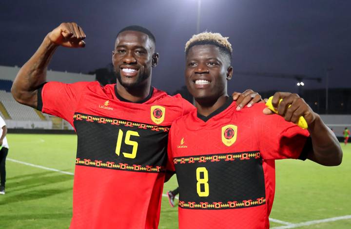 Bastos and Maestro of Angola celebrate