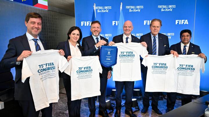 ZURICH, SWITZERLAND - OCTOBER 3: A group photo as Paraguay is announced as the host of the 75th FIFA Congress during the FIFA Council Meeting No.29 at Home of FIFA on October 3, 2024 in Zurich, Switzerland. (Photo by Harold Cunningham/FIFA)