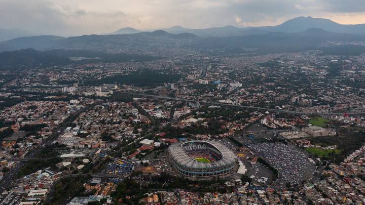 MEXICO CITY, MEXICO - MAY 30: Aerial view of Azteca stadium prior the Final second leg match between Cruz Azul and Santos Laguna as part of the Torneo Guard1anes 2021 Liga MX at Azteca Stadium on May 30, 2021 in Mexico City, Mexico. (Photo by Hector Vivas/Getty Images)