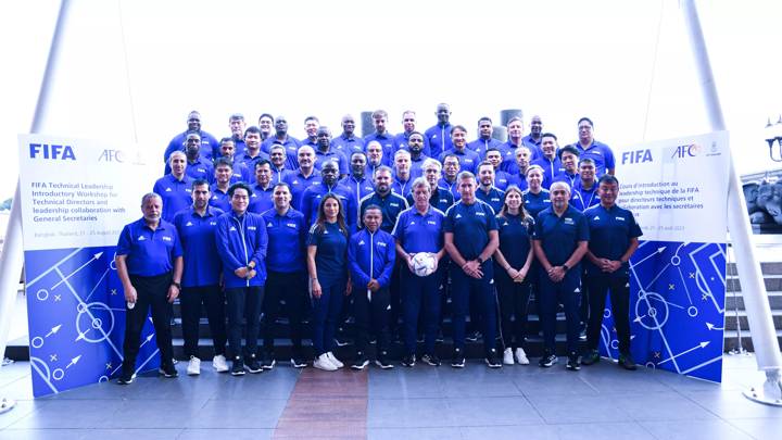 FIFA Technical Leadership Introductory Course in Thailand - Group photo