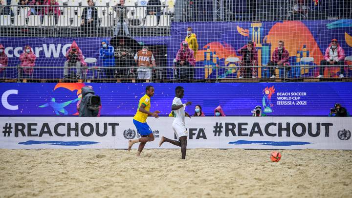 MOSCOW, RUSSIA - AUGUST 26: During the FIFA Beach Soccer World Cup 2021 Quarter Final match between Senegal and Brazil at Luzhniki Beach Soccer Stadium on August 26, 2021 in Moscow, Russia. (Photo by Octavio Passos - FIFA/FIFA via Getty Images)