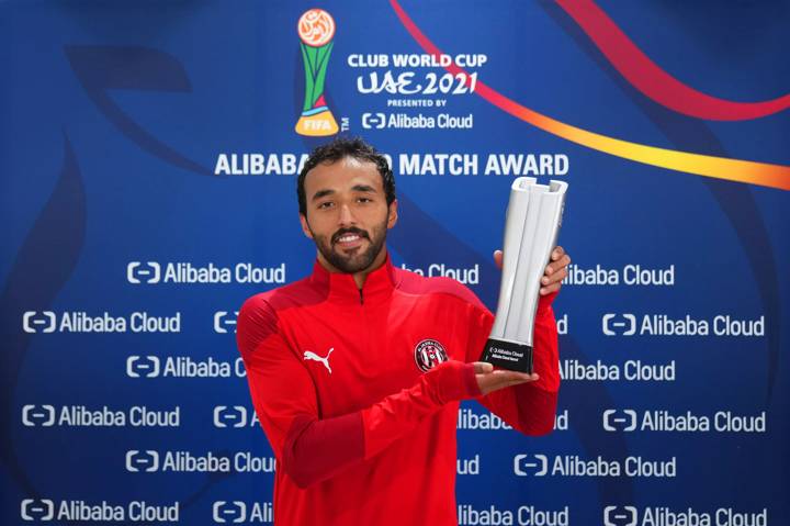 Momahed Jamal of Al Jazira Club poses with the Alibaba Cloud Match Award