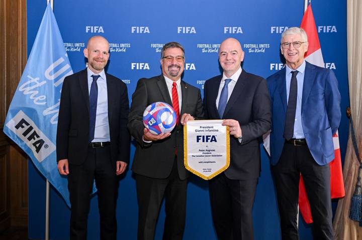 FIFA President Gianni Infantino meets with Canadian Soccer Association President Peter Augruso 