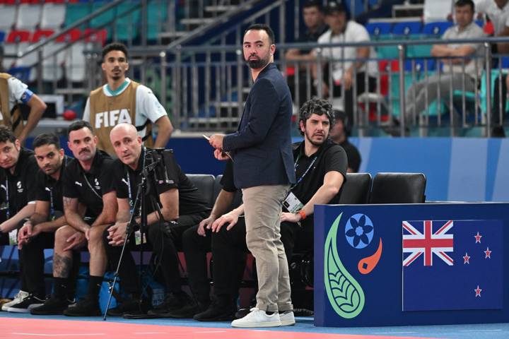 ANDIZHAN, UZBEKISTAN - SEPTEMBER 15: Marvin Eakins, Head Coach of New Zealand looks on during the FIFA Futsal World Cup Uzbekistan 2024 match between New Zealand and Libya at And Sport Complex on September 15, 2024 in Andizhan, Uzbekistan. (Photo by Anvar Ilyasov - FIFA/FIFA via Getty Images)