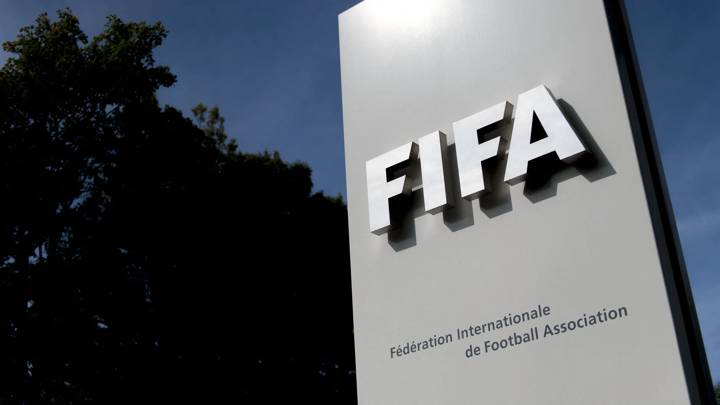 The logo of the global football's governing body FIFA is seen on October 3, 2013 at its headquarters in Zurich. AFP PHOTO / FABRICE COFFRINI (Photo by Fabrice COFFRINI / AFP) (Photo by FABRICE COFFRINI/AFP via Getty Images)