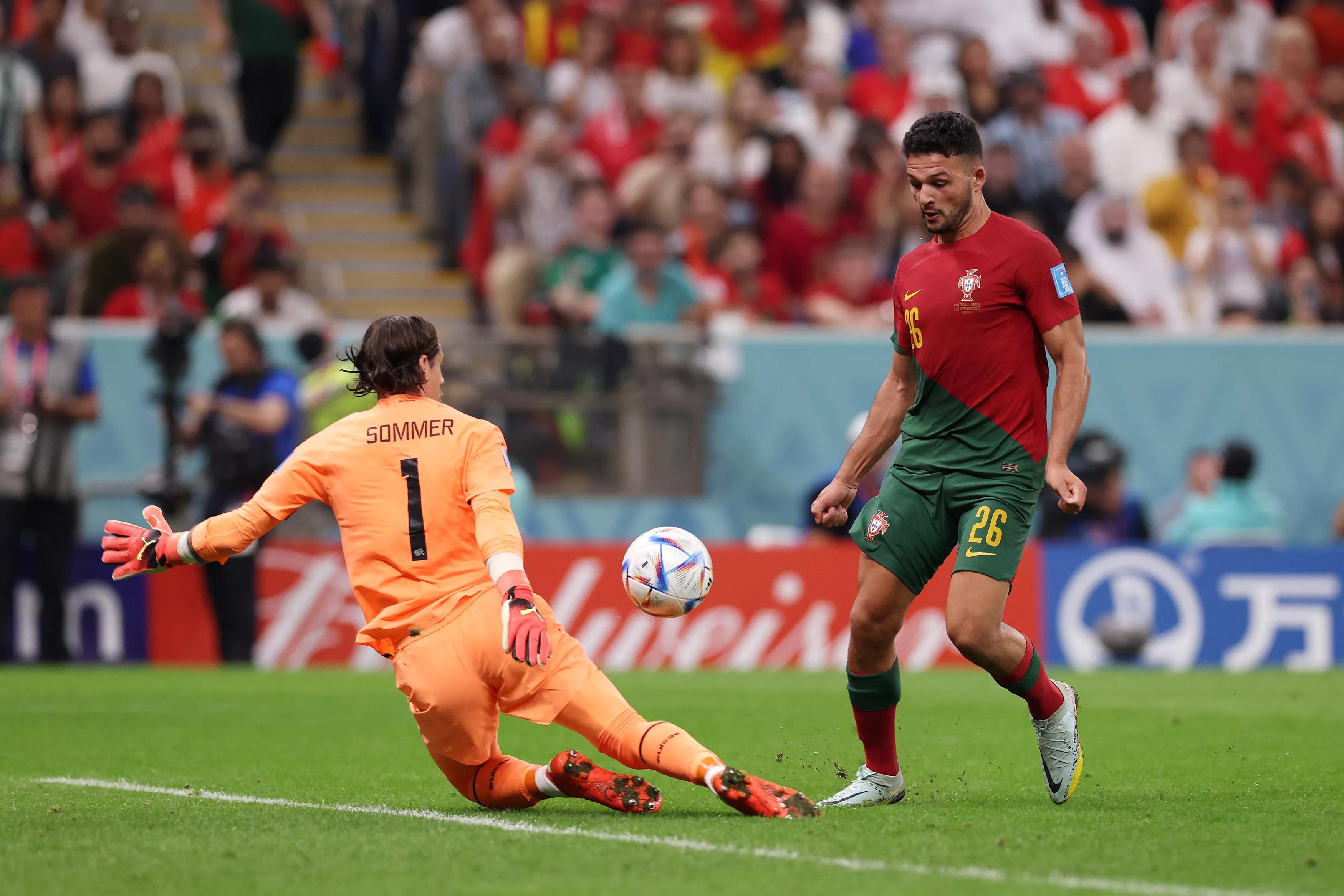 Copa do Mundo: Em show de Gonçalo Ramos, Portugal massacra Suíça e