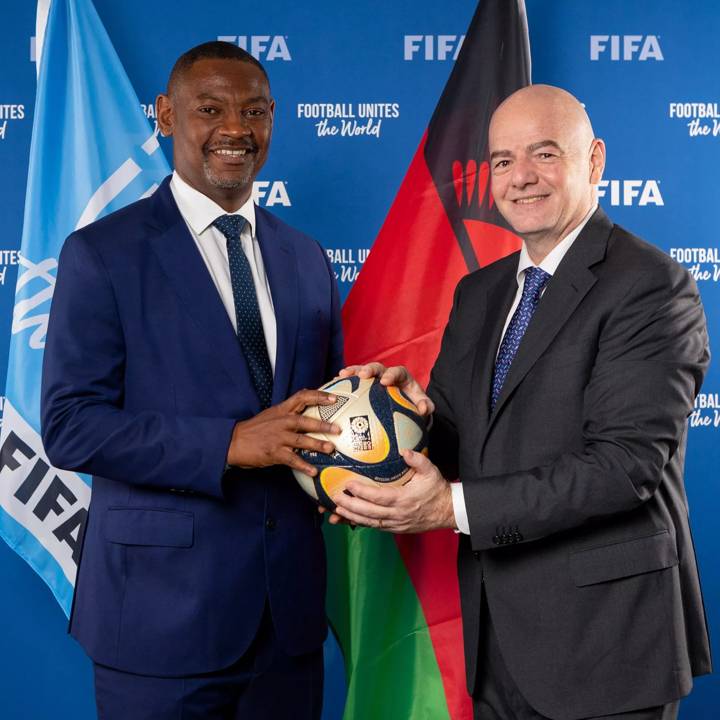 FRANCE, PARIS - OCTOBER 25: FIFA President Gianni Infantino and Football Association of Malawi President Walter Nyamilandu during a meeting at FIFA Paris Offices on October 25, 2023 in Paris, France. (Photo by Léo-Paul Ridet/FIFA)