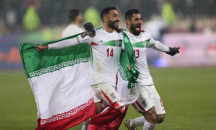 TEHRAN, IRAN - JANUARY 27: Hossein Kanani and Samam Ghodoos celebrate after the match during FIFA World Cup Qualifier match between Iran v Iraq at Azadi Stadium on January 27, 2022 in Tehran, Iran. (Photo by Amin Mohammad Jamali/Getty Images)