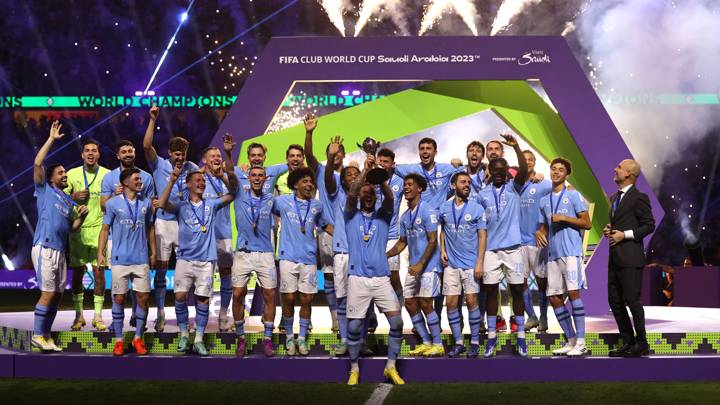 JEDDAH, SAUDI ARABIA - DECEMBER 22: Kyle Walker of Manchester City lifts the FIFA Club World Cup trophy after their team's victory in the FIFA Club World Cup Saudi Arabia 2023 Final between Manchester City and Fluminense at King Abdullah Sports City on December 22, 2023 in Jeddah, Saudi Arabia. (Photo by Lars Baron - FIFA/FIFA via Getty Images)