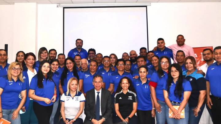 Women's football seminar in Honduras