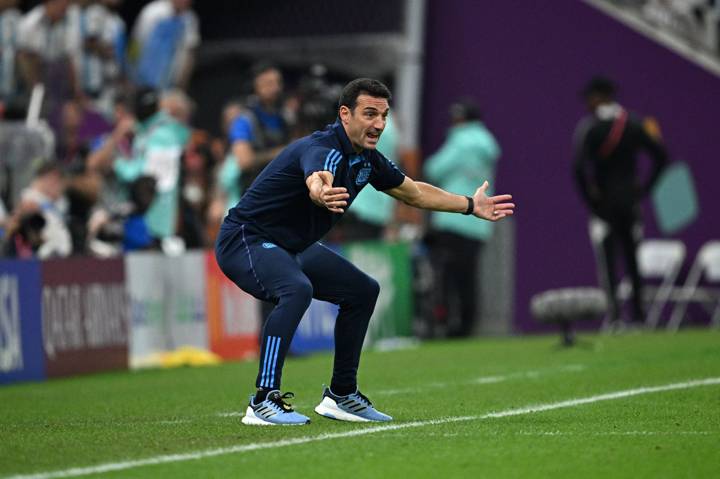 Lionel Scaloni, Head Coach of Argentina, gestures