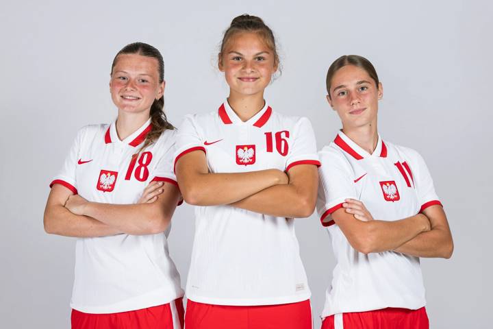 Emilia Sabuda, Malgorzata Rogus and Julia Ostrowska of Poland pose for a portrait