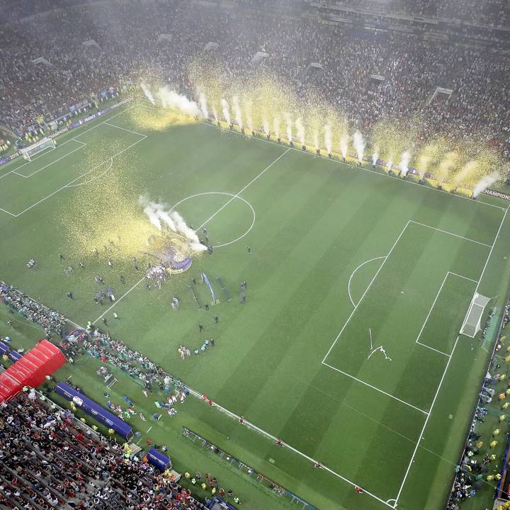 MOSCOW, RUSSIA - JULY 15:  General view as fireworks go off during the trophy presentation following the 2018 FIFA World Cup Final between France and Croatia at Luzhniki Stadium on July 15, 2018 in Moscow, Russia.  (Photo by Dan Mullan/Getty Images)