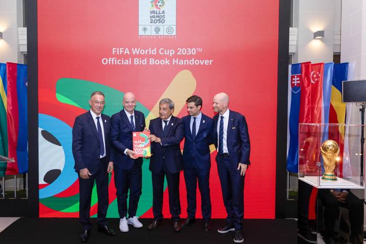 FIFA President Gianni Infantino and FIFA Secretary General Mattias Grafström receive the FIFA World Cup 2030™ Official Bid Book