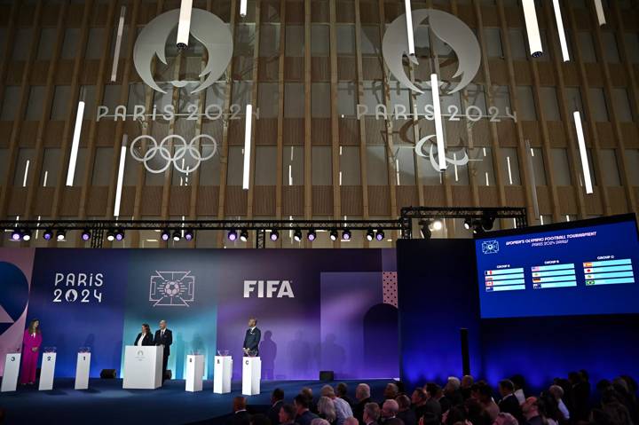 A general view shows the draw ceremony for the Paris 2024 Olympic football tournaments 