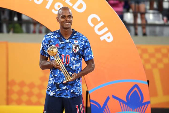 Ozu Moreira of Japan with the adidas Golden Ball