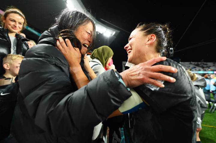 Ali Riley of New Zealand celebrates with her mother after the team's 1-0 victory in the FIFA Women's World Cup Australia & New Zealand 2023 Group A match between New Zealand and Norway 