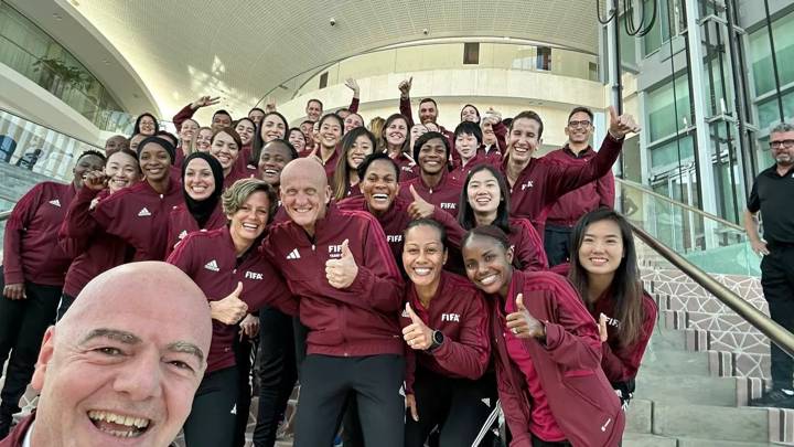 FIFA President Gianni Infantino poses for a selfie with the referees during the FIFA Women's World Cup Referees Seminar II 