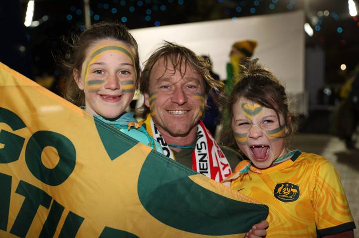 Australia fans show their support