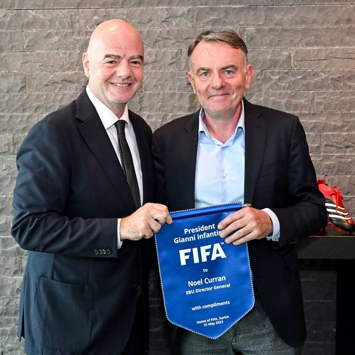 ZURICH, SWITZERLAND - MAY 31: FIFA President Gianni Infantino presents pennant to EBU Director-General Noel Curran during a meeting with the European Broadcasting Union (EBU) at HoF, Home of FIFA on May 31, 2023 in Zurich, Switzerland. (Photo by Harold Cunningham/FIFA)