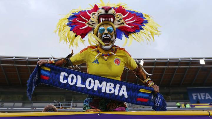 BOGOTA, COLOMBIA - SEPTEMBER 03: Fan of Colombia shouts during FIFA U-20 Women's World Cup Colombia 2024 match between Mexico and Australia at Estadio El Campin on September 03, 2024 in Bogota, Colombia.  (Photo by Ricardo Moreira - FIFA/FIFA 2024)