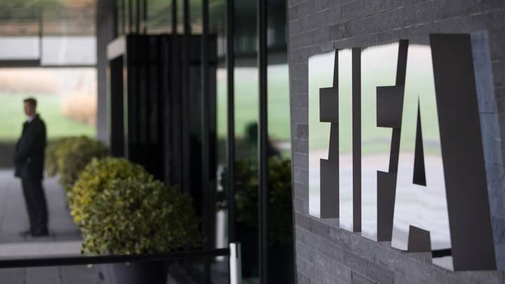 ZURICH, SWITZERLAND - DECEMBER 03: A general view of the entrance to the FIFA headquarters on December 3, 2015 in Zurich, Switzerland. (Photo by Philipp Schmidli/Getty Images)