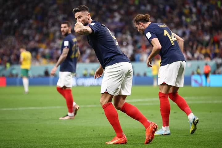 AL WAKRAH, QATAR - NOVEMBER 22: Olivier Giroud of France celebrates scoring their team's second goal during the FIFA World Cup Qatar 2022 Group D match between France and Australia at Al Janoub Stadium on November 22, 2022 in Al Wakrah, Qatar. (Photo by Robert Cianflone/Getty Images)